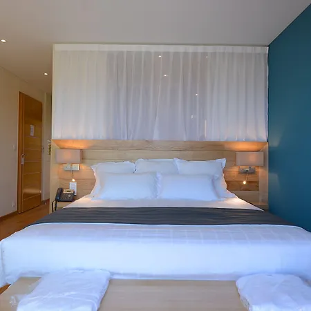 Le Tomino Hotell Macinaggio (Corsica)