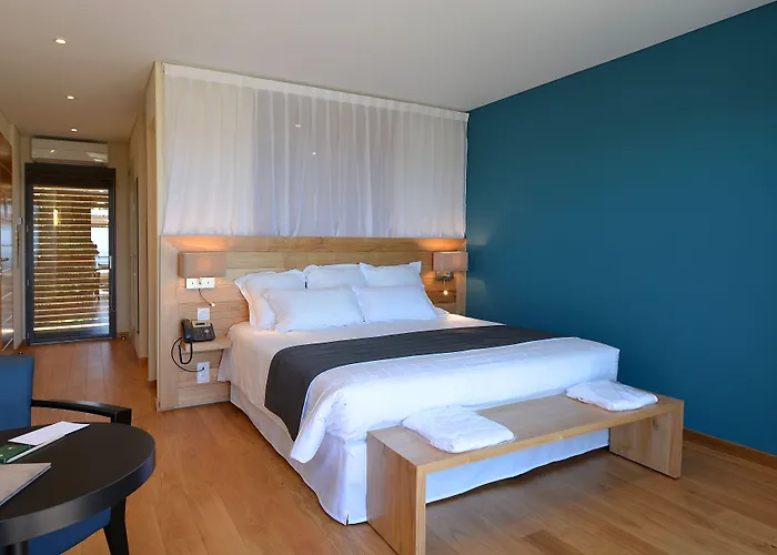 Le Tomino 4* מאסינאג'יו