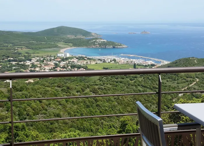 Le Tomino מאסינאג'יו