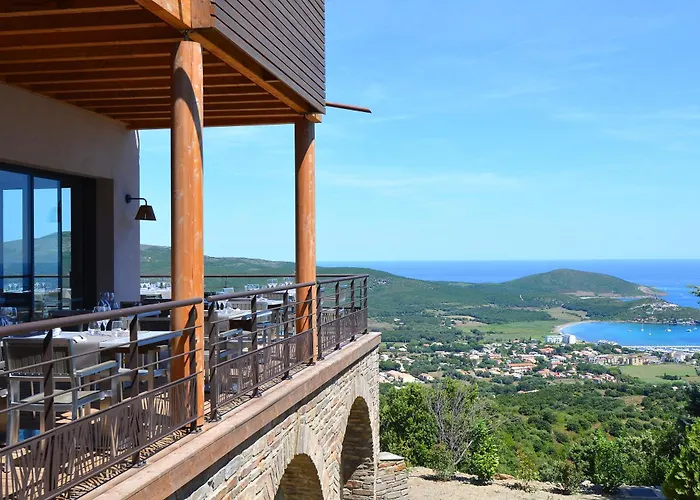 Отель Le Tomino